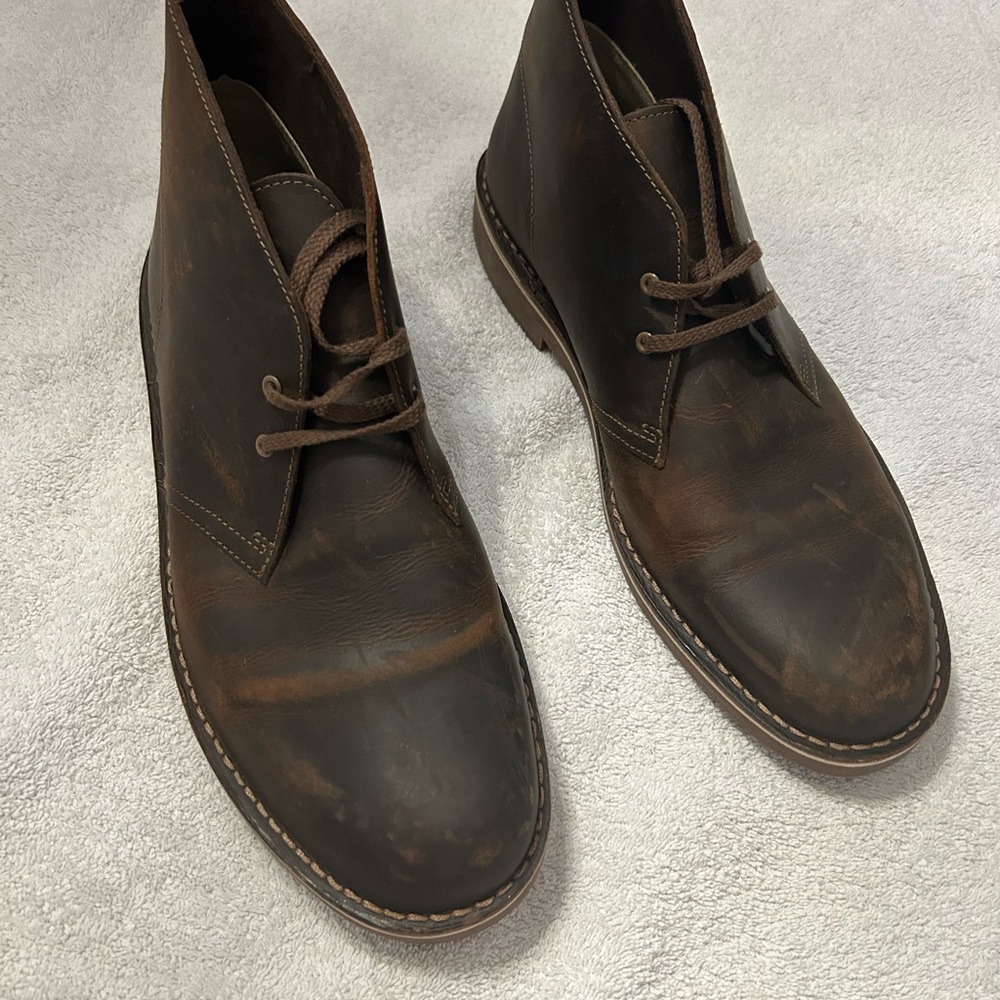 CLARKS - BUSHACRE 2 CHUKKA BOOT